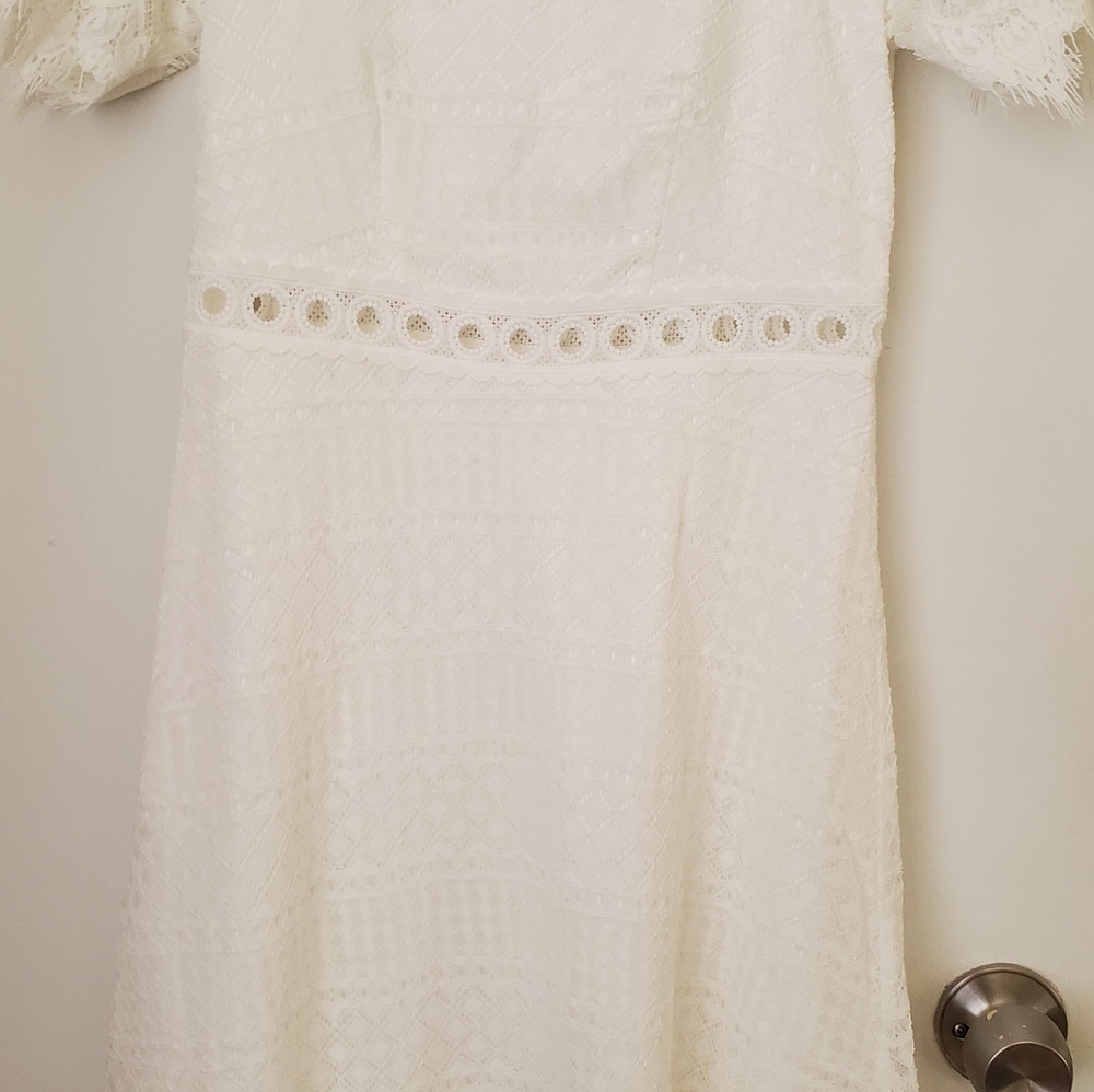 Dress - Picture 5 of 5